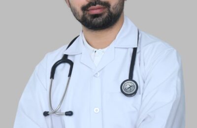 આયુષ હોસ્પિટલ ના ડો. સત્યજીતસિંહ જાડેજા નો તબીબી ચમત્કાર : વેન્ટિલેટર પર ના 100 વર્ષ ના પડકારભર્યા દર્દીને નવું જીવન અપાયું.