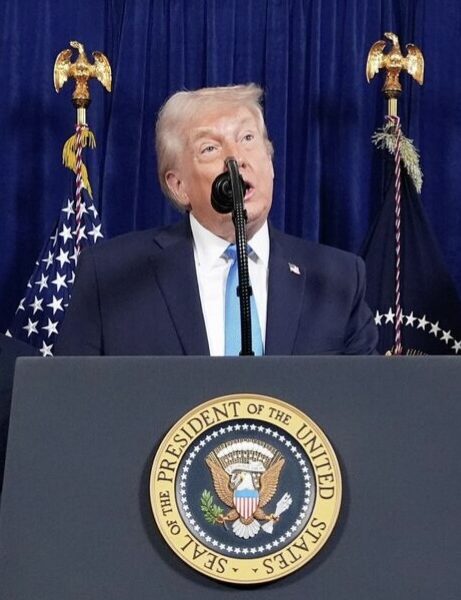 ટ્રમ્પનો મોટો નિર્ણય: ઈરાન પર હુમલો 5 દિવસ માટે ટળ્યો, શાંતિની આશા જાગી!