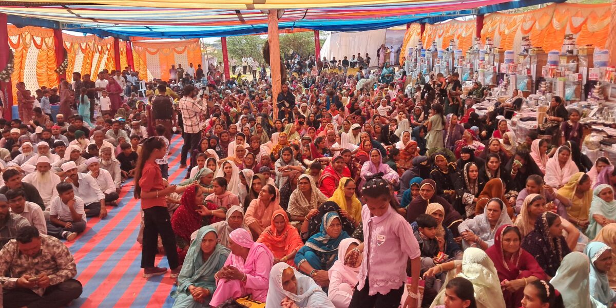 કોમી એકતાનું જીવંત પ્રતિક: જરૂરિયાતમંદ માટે આશીર્વાદ સમાન સમૂહ લગ્ન