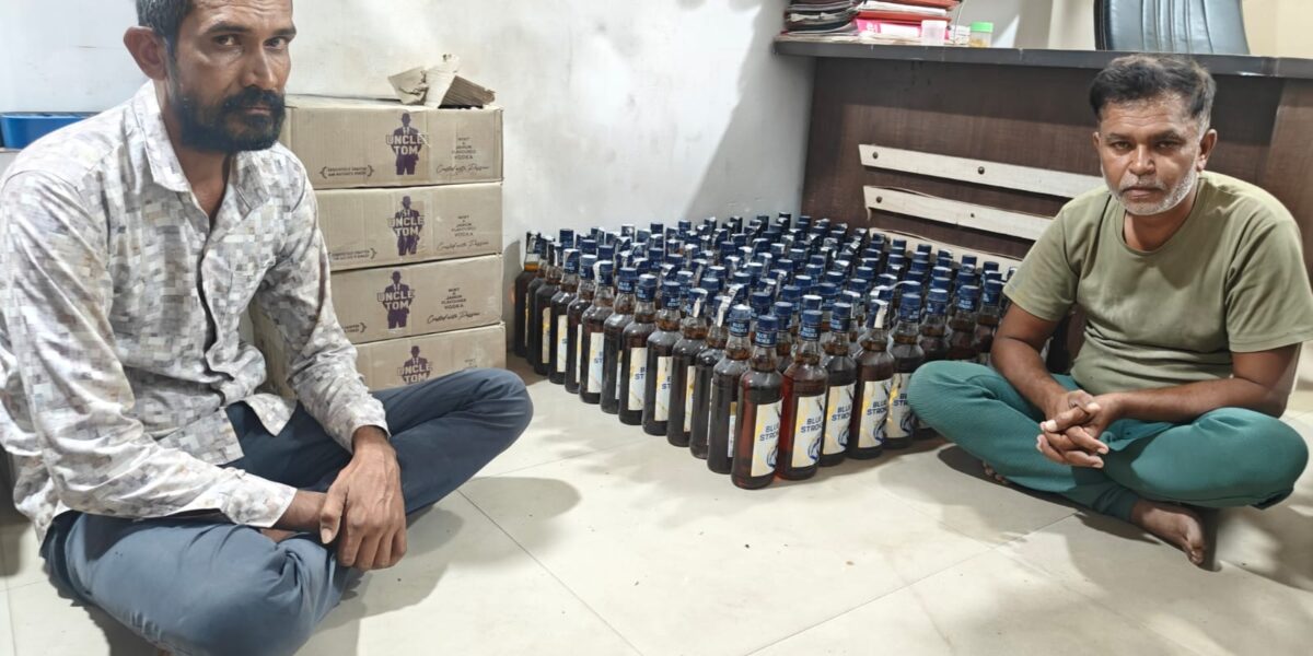 હળવદ પોલીસની સફળ કામગીરી: કેદારીયા ગામની સીમમાંથી વિદેશી દારૂ ઝડપાયો