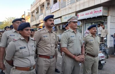 વાંકાનેરમાં ચૂંટણી પૂર્વે પોલીસનો શક્તિશાળી સંદેશ: મોરબી જિલ્લા પોલીસ વડાની સૂચનાથી ભવ્ય ફ્લેગ માર્ચથી સુરક્ષાનો વિશ્વાસ મજબૂત