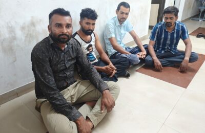 હળવદના ગોલાસણ ગામે રહેણાંક મકાનમાં જુગાર રમતી બે મહિલાઓ અને ચાર પુરુષો ઝડપાયા: હળવદ પોલીસે રૂ. ૬૨,૩૦૦ની રોકડ સાથે ગણનાપાત્ર કેસ શોધી કાઢ્યો