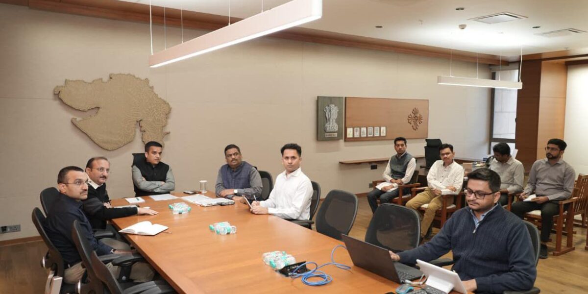 ગુજરાત પોલીસની સાયબર સર્જિકલ સ્ટ્રાઈક: ‘ઓપરેશન મ્યૂલ હન્ટ ૧.૦’ માં ₹૨૨૮૯ કરોડના આર્થિક ફ્રોડનો પર્દાફાશ
