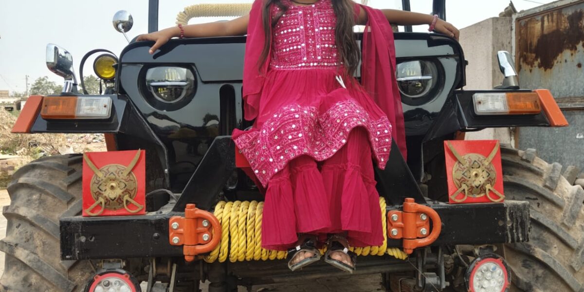 પ્રકાશમાન ભવિષ્ય તરફનું પગલું: રિક્ષાચાલકની દીકરી તમન્નાએ ‘બેટી બચાવો’ પર આપ્યું પ્રેરણાદાયી વક્તવ્ય