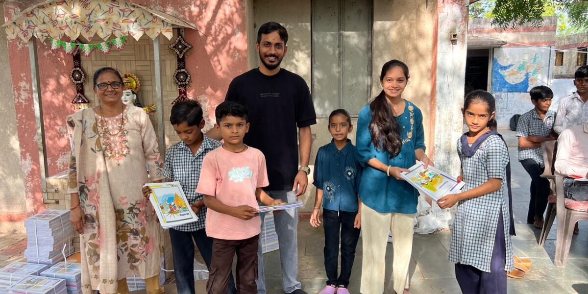 સરહદના સિપાહીથી સમાજસેવી સુધીની સફર: નિવૃત્ત આર્મીમેન વાસુદેવભાઈ વરમોરાએ વિદ્યાર્થીઓને ભેટ આપી શિક્ષણનો ઉત્સાહ વધાર્યો