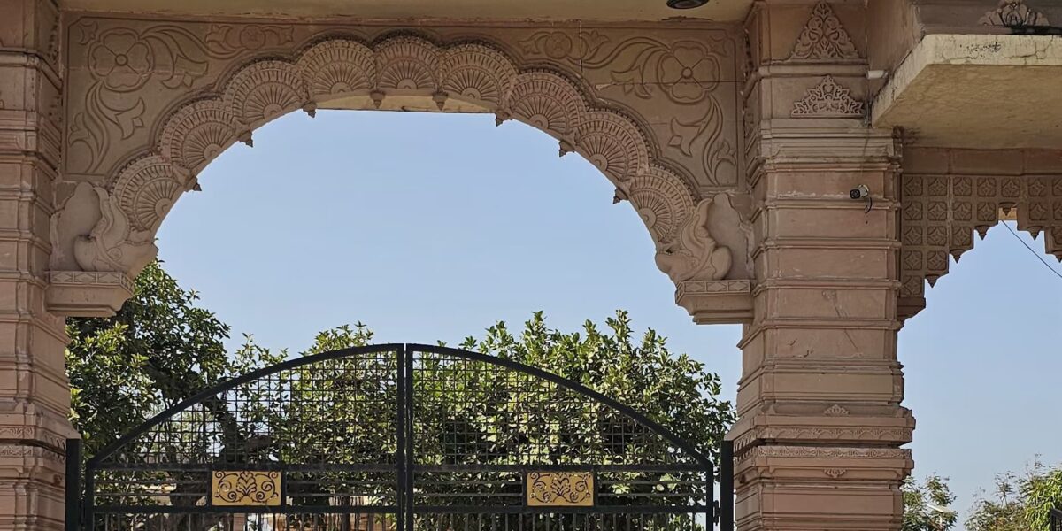 સોમનાથના ચરણોમાં વાંકાનેરના ધારાસભ્ય જીતુભાઈ સોમાણી : દેશની સુખ-શાંતિ અને સારા વરસાદ માટે કરી ભાવભીની પ્રાર્થના