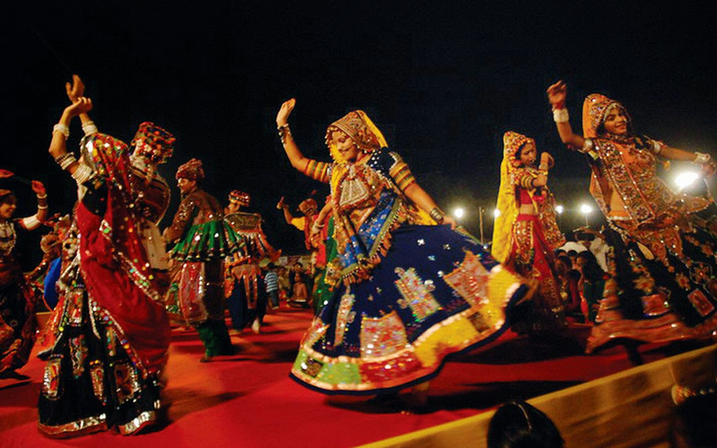નવરાત્રિ પહેલાં રાજકીય ગરમાવો: ‘ગરબા બાદ દર વર્ષે 4.5 લાખ છોકરીઓ વિધર્મીઓ સાથે ભાગી જાય છે’, ભાજપના ધારાસભ્યનો સનસનીખેજ દાવો